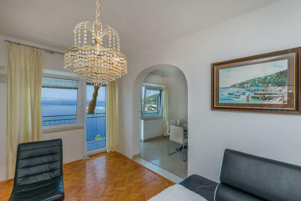 Apartment Marijana Оміш Екстер'єр фото
